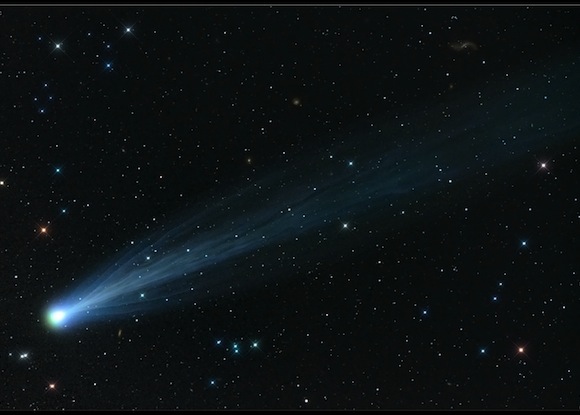 See full size | Comet ISON, imaged by longtime amateur astrophotograper Damian Peach in the U.K. He used a 4-inch f/5 telescope for 12 minutes of combined exposures on November 15th. Credit: Damian Peach / SkyandTelescope.com