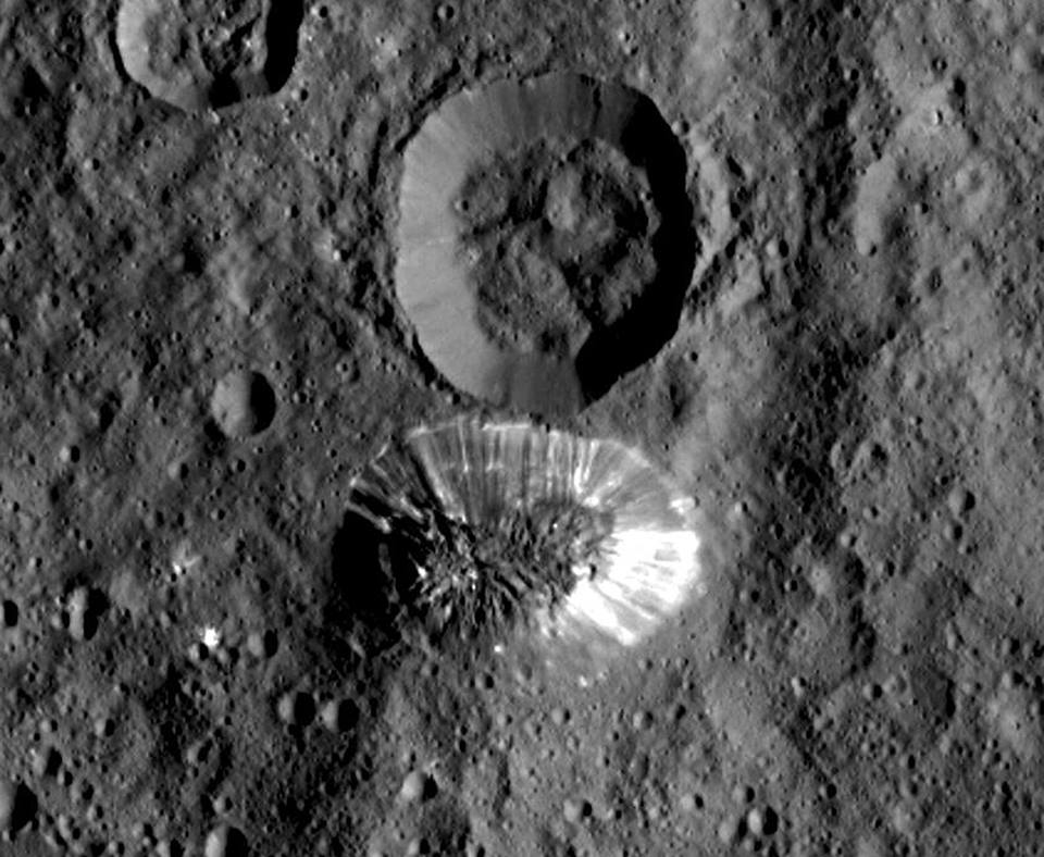 ceres-HAMO-8-19-2015-close1.jpg