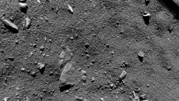 A photograph of the surface of Comet 67P at Agilkia, Philae's intended landing site, from a height of just nine meters, taken with the ROLIS camera. Image credit: ESA/Rosetta/Philae/ROLIS/DLR 