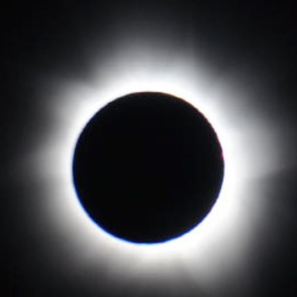 Total eclipse of the sun on November 11, 2012. Image via NASA